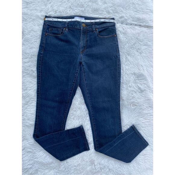 Ann Taylor Loft SZ 6/28 Woman’s Dark Wash Curvy Skinny Denim Jeans - Picture 8 of 13
